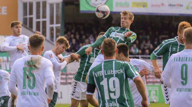 Hobsch und Grupe wuchten VfB Lübeck wieder an die Spitze