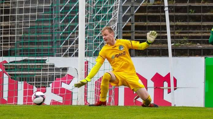 VfB Malte Schuchardt lobeca_9493_Michael_Raasch_20180922(1)
