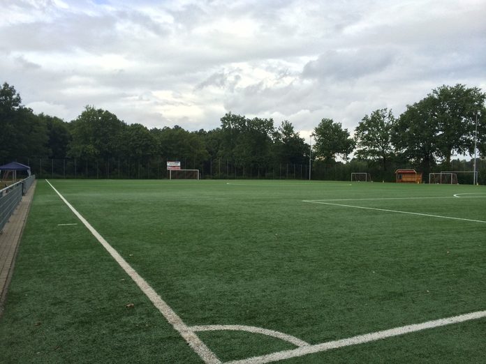 2014-08-09 Sportplatz Brüder-Grimm-Ring Moisling 03