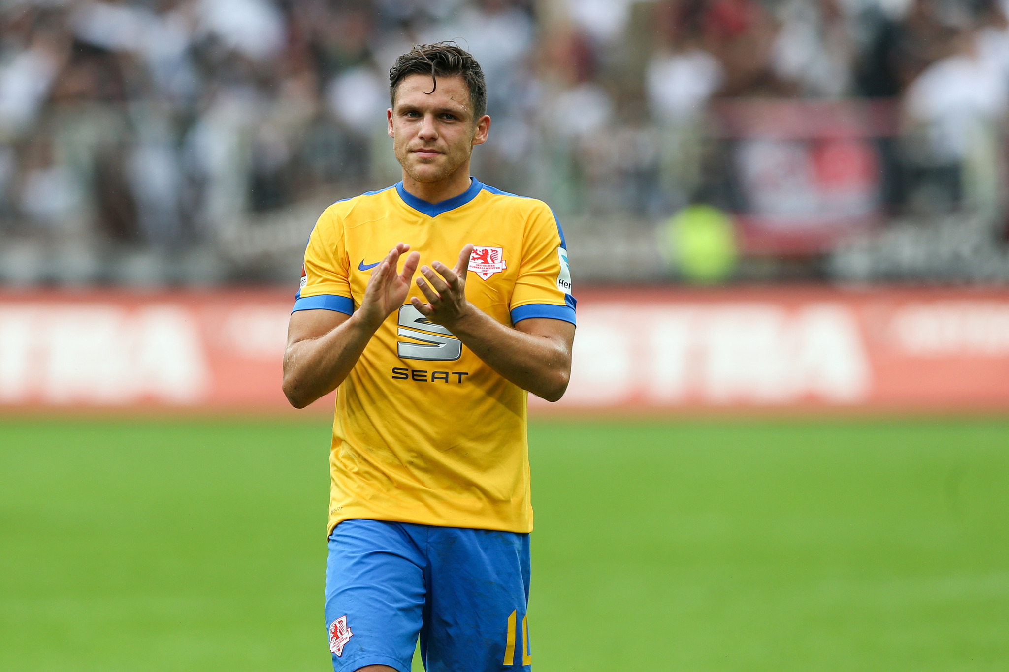 Erster SommerNeuzugang Mirko Boland kommt aus Australien › HLSPORTS