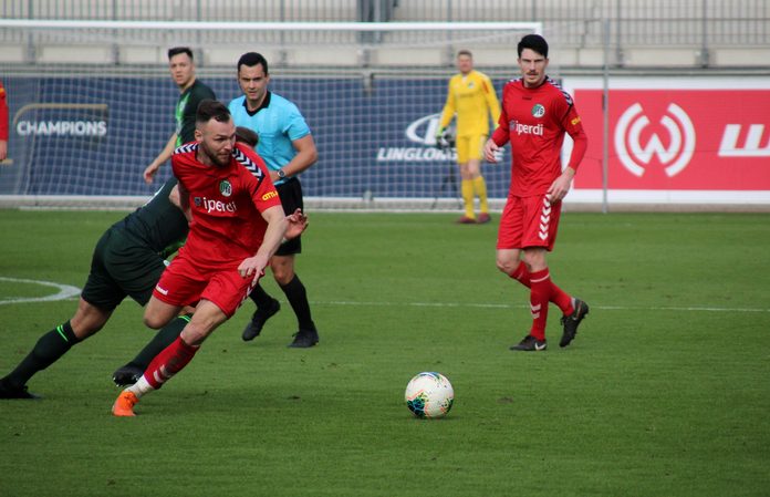 Patrick Hobsch beißt sich durch - Foto SR