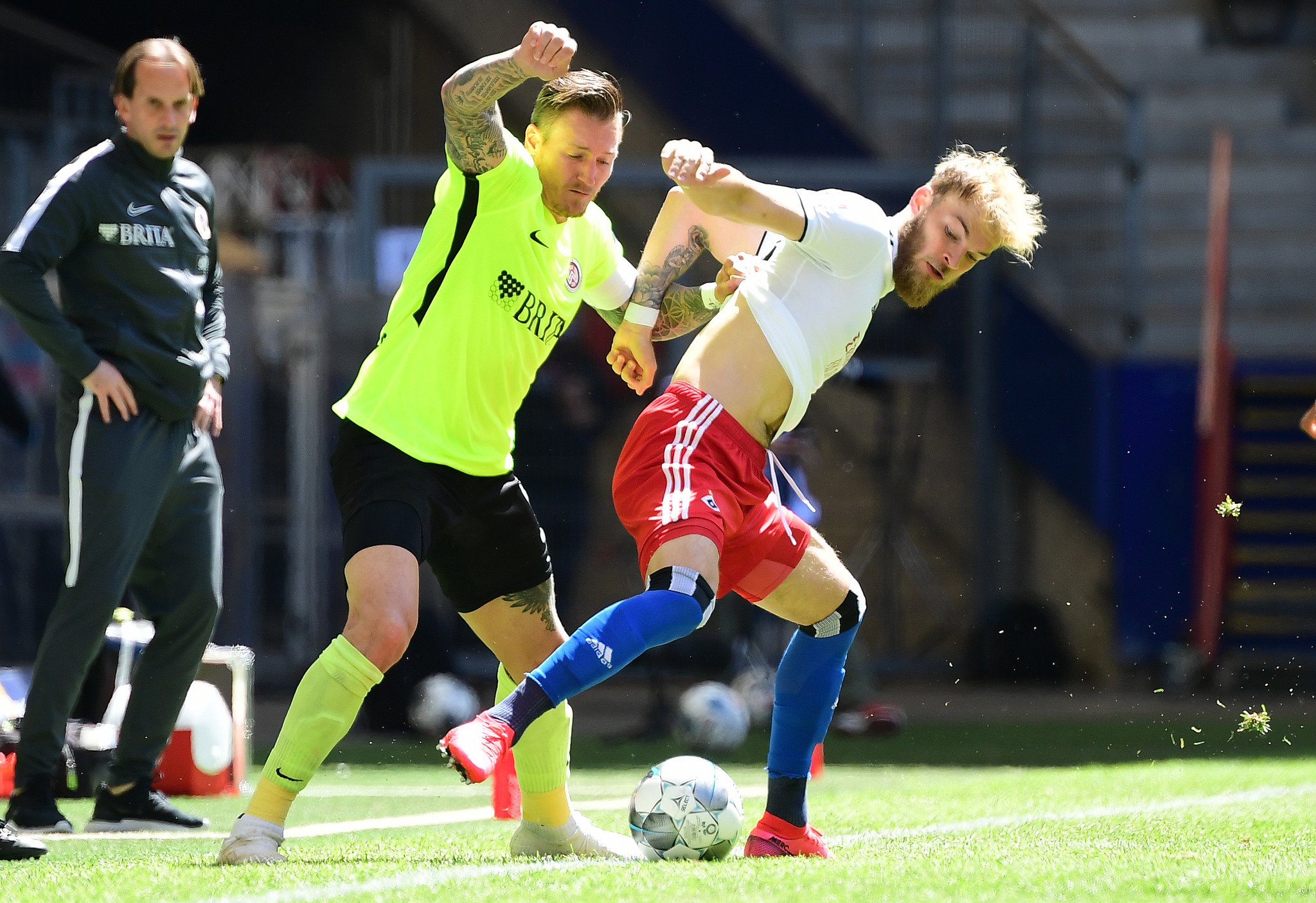 310520Mschwarz_FB_2.Liga_HSV-WehenWiesbaden_Poolbilder_062