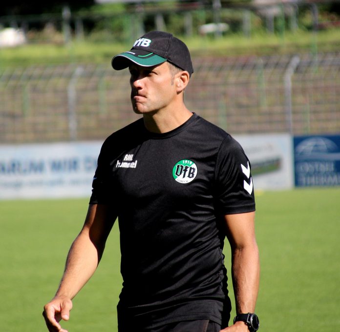 VfB-Trainer Rolf Martin Landerl hat noch einige Arbeit vor sich - Foto SR