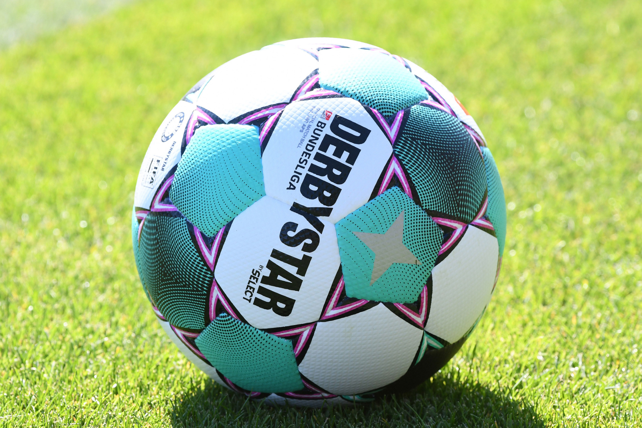 Spielplan Eroffnungspartie Im Volkspark Stadtderby Am 6 Spieltag Hl Sports