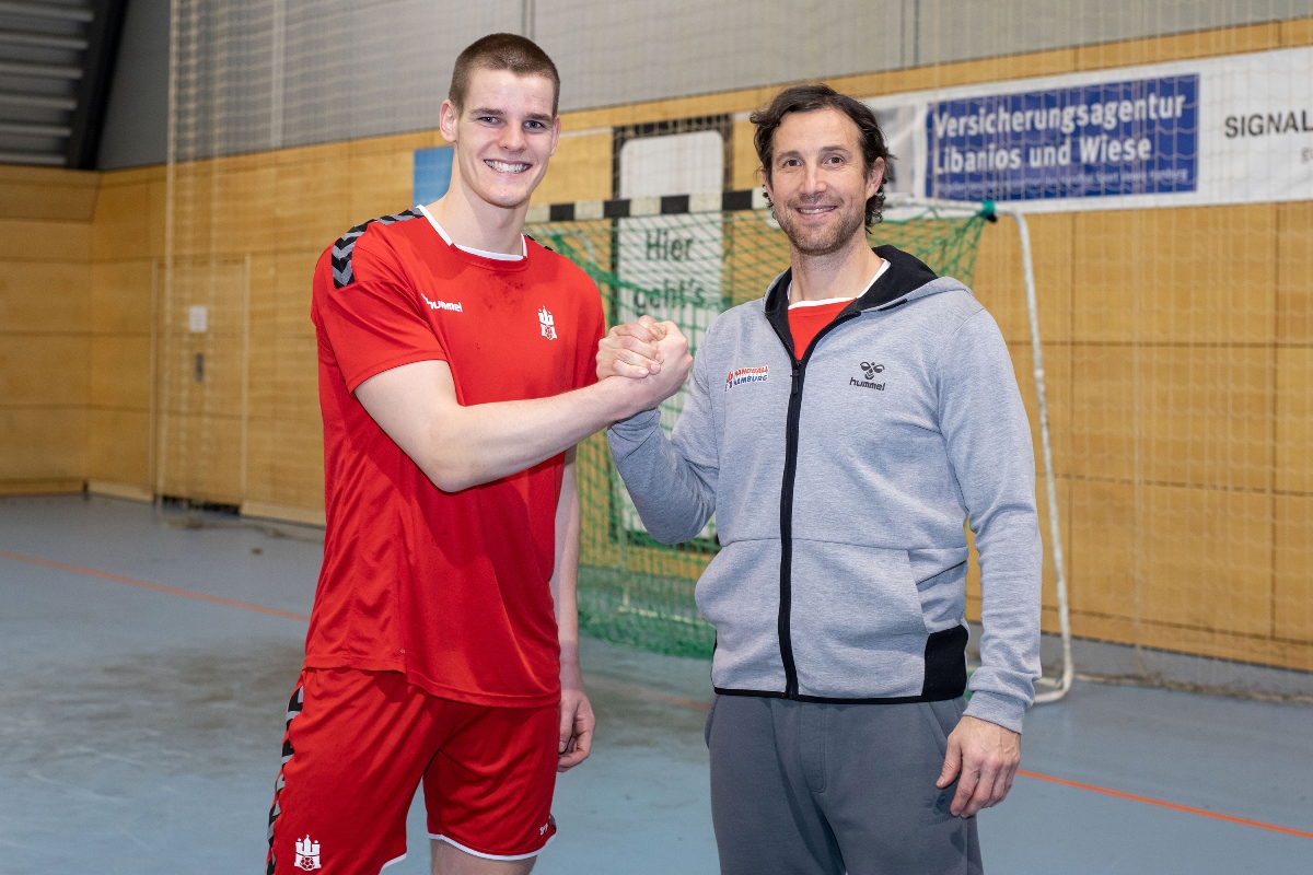 Axmann mit Trainer Torsten Jansen HSV Hamburg