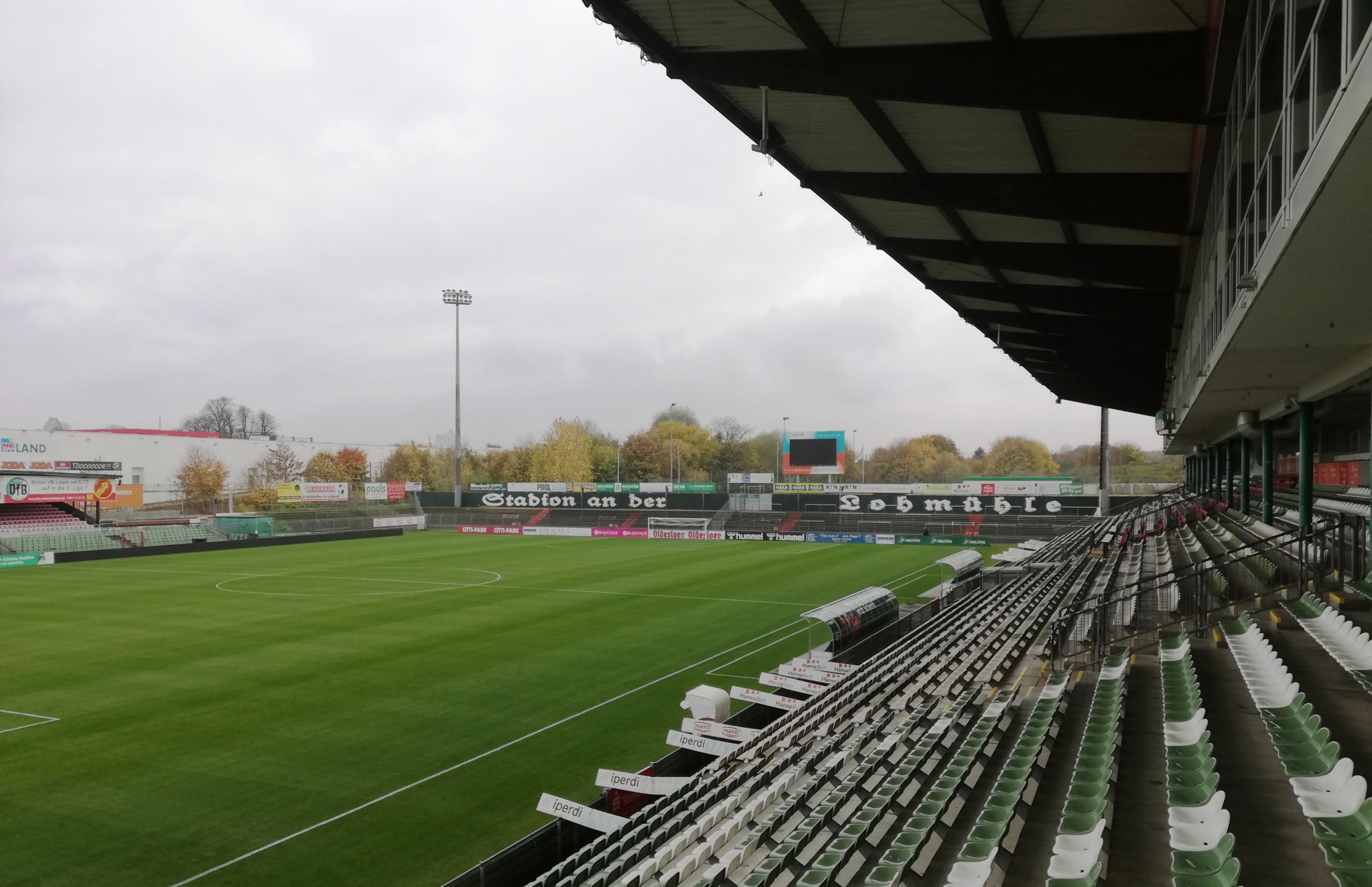 Stadion Lohmühle, Tribüne, VfB Lübeck