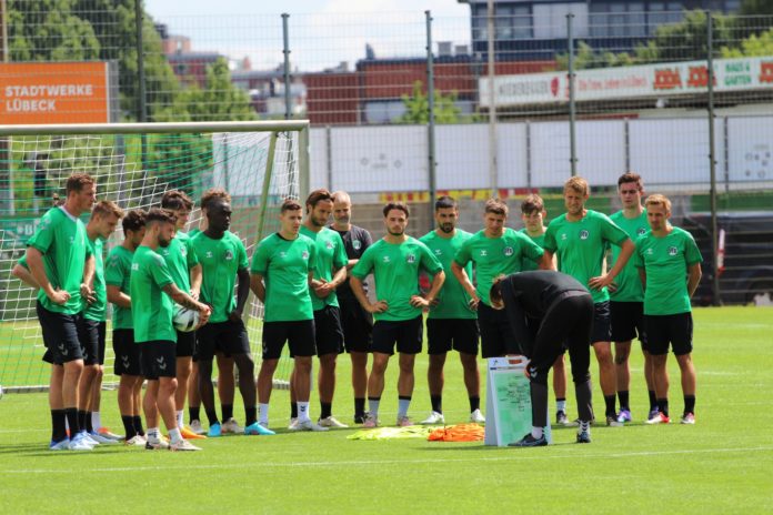 Taktiktafel im Einsatz bei Lukas Pfeiffer, VfB Lübeck
