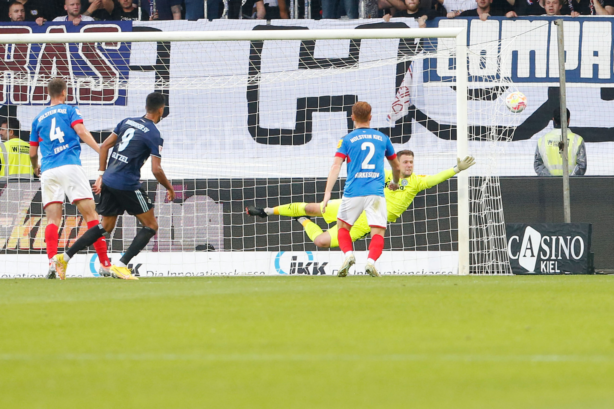 Historischer Sieg für HSV gegen Holstein Kiel schöne Niederlagen