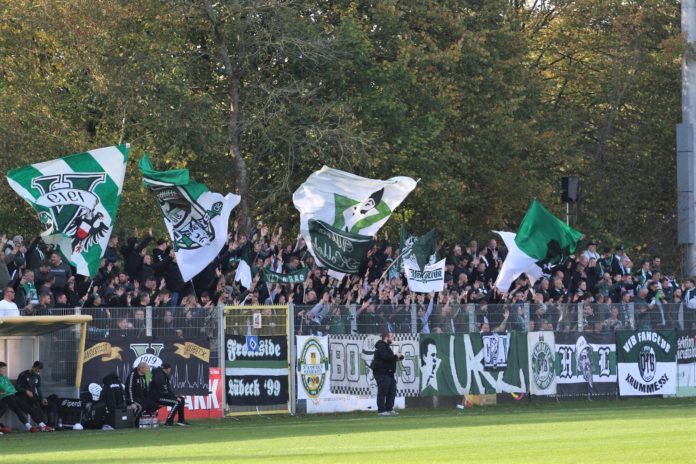 VfB-Fans beim SC Weiche Flensburg 08
