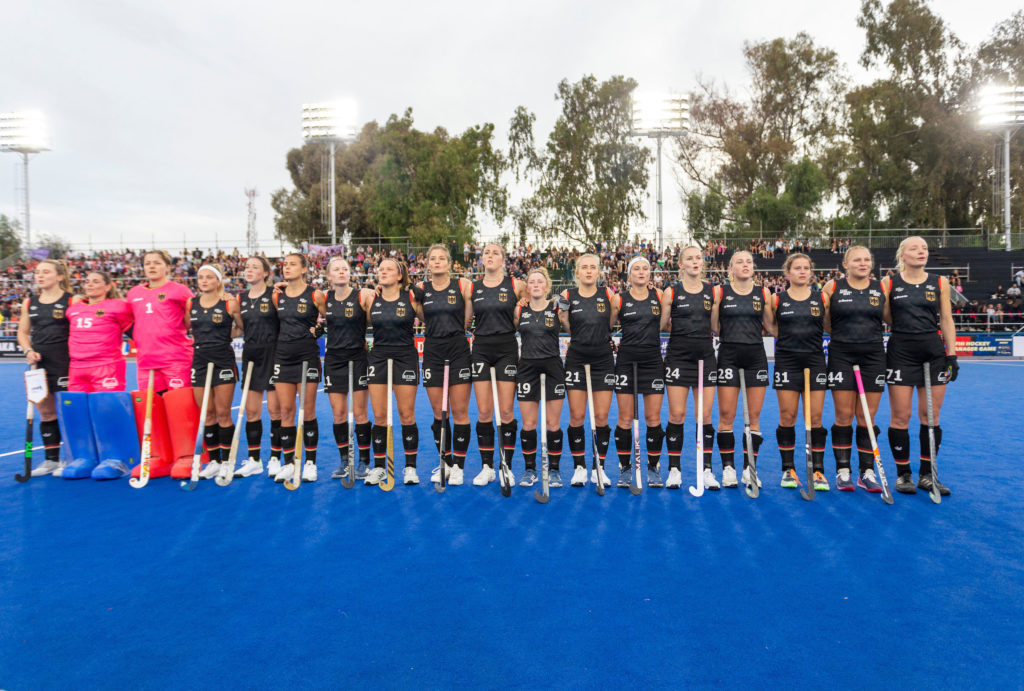 Historischer Sieg und ShootoutNiederlage für deutsche Teams zum Start