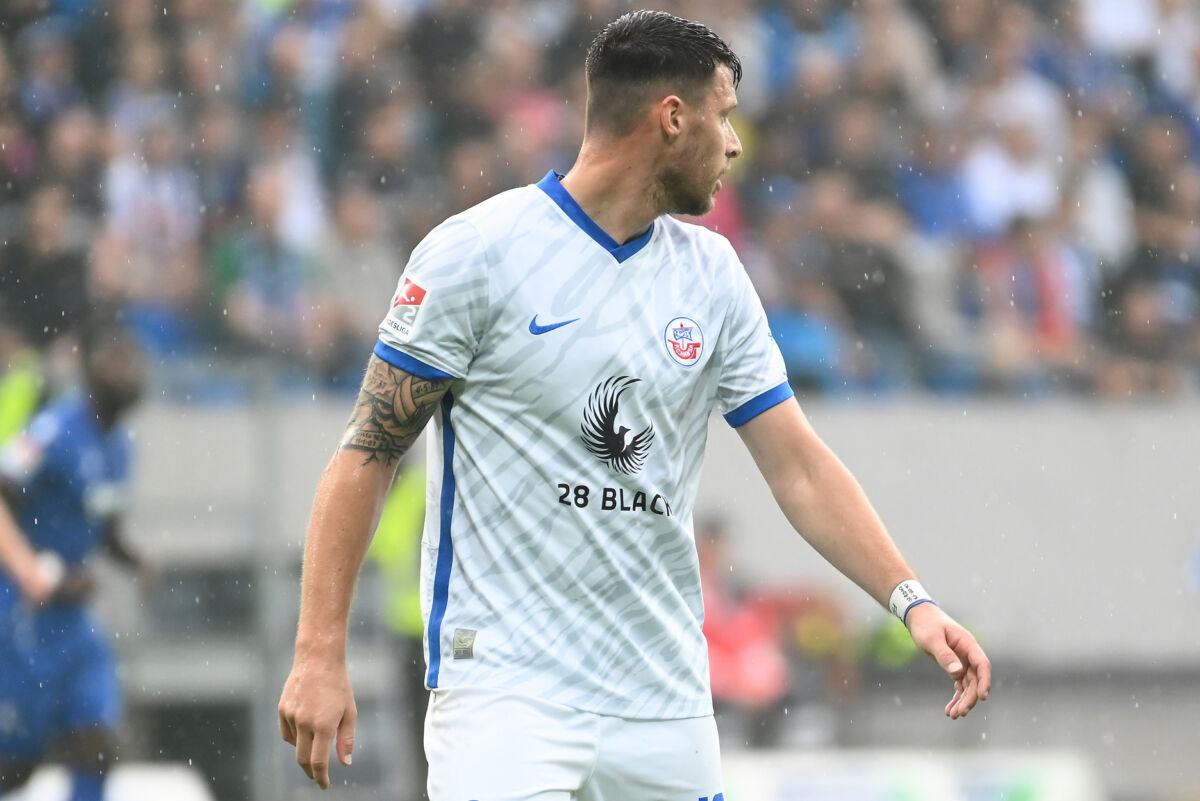 Hansa Rostock mit viertem Sieg Richtung Klassenerhalt Malone ist das