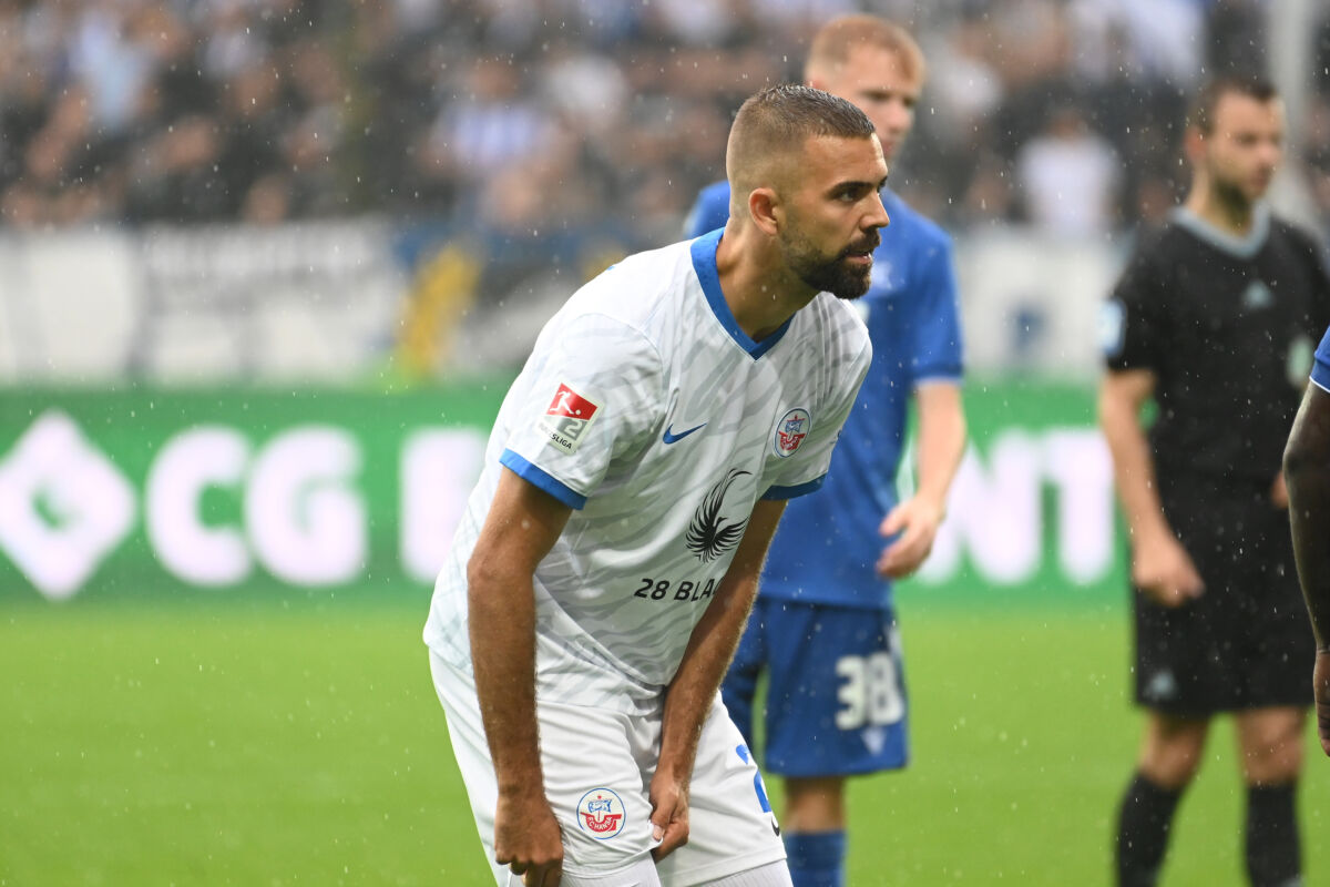 Stürmer aussortiert – Hansa Rostock findet keine Ruhe › HL-SPORTS