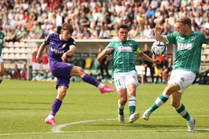 Janek Sternberg (VfB Lübeck) ist gegen den SSV Ulm gesperrt