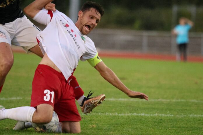 Mirko Boland (VfB Lübeck) hatte einen schweren Stand