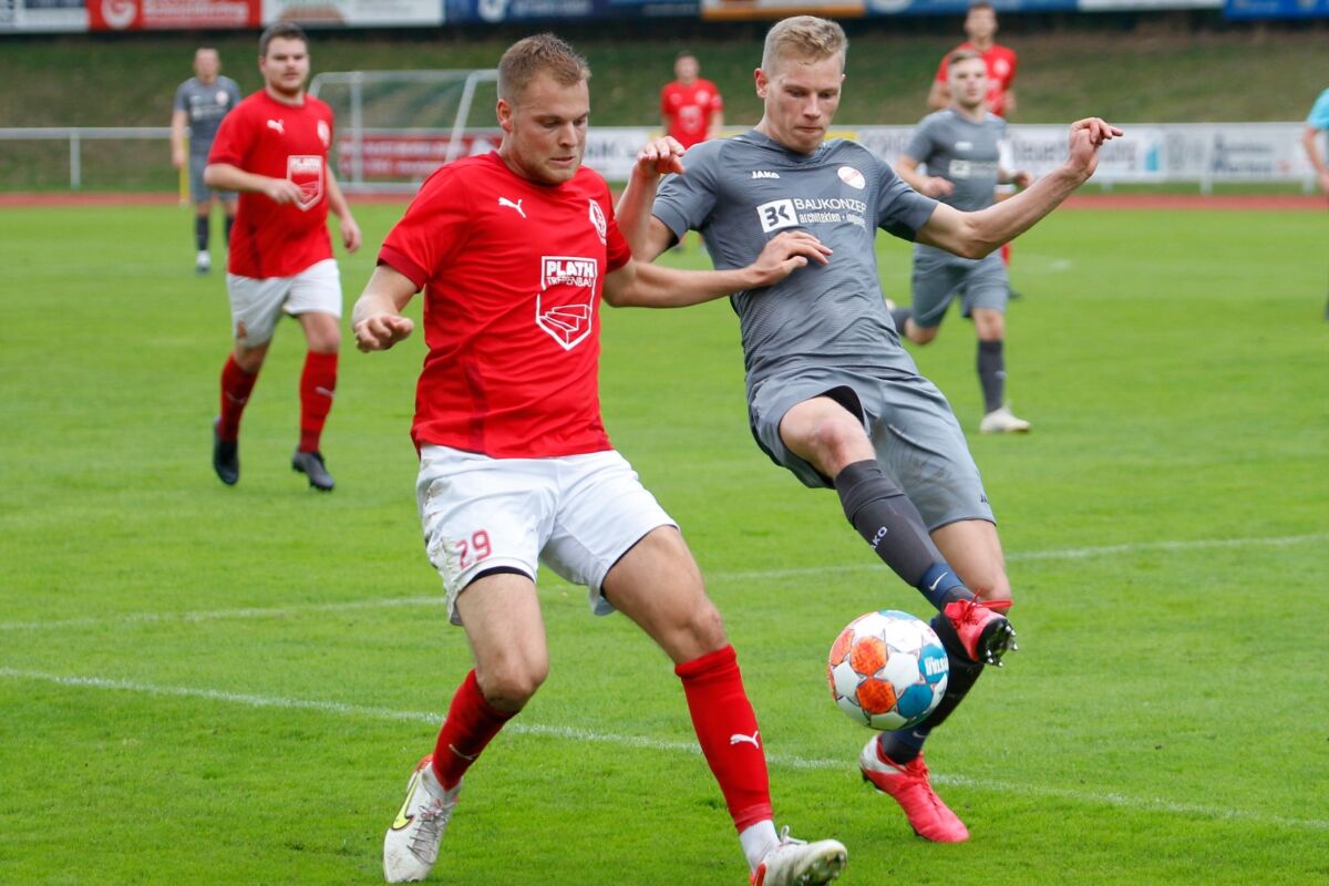 Julian Hahnel (29, FC Anker Wismar) möchte mit seinem Team am Sonnabend beim SC Staaken drei Siegpunkte einfahren.