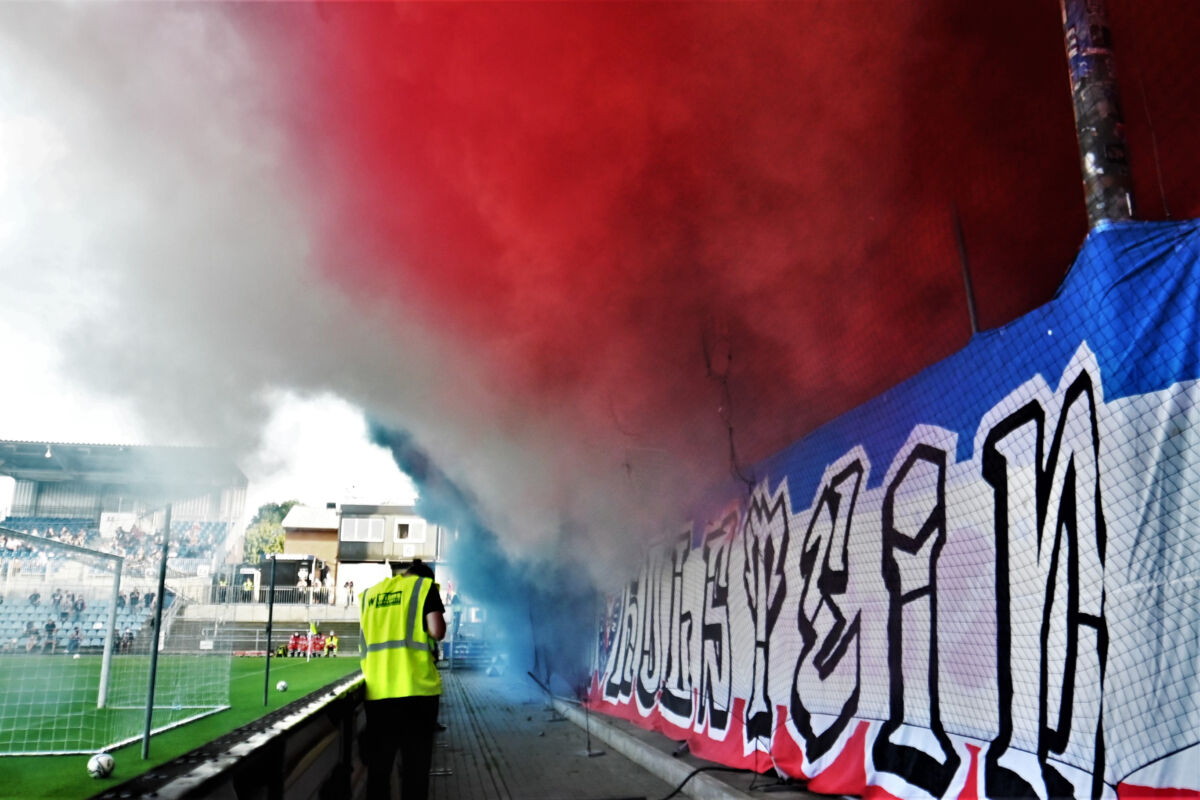 Auf- gegen Abstiegskandidat: Duell an der Ostsee mit Feuerwerk, aber ohne Mental-Guru › HL-SPORTS