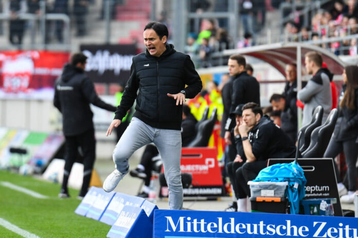 Florian Schnorrenberg, Cheftrainer des VfB Lübeck