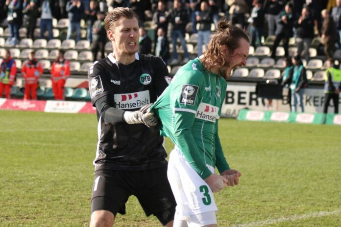 Erleichterung pur bei Niklas Kastenhofer und Phillip Klewin