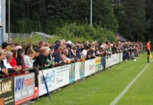 Tschüss Steinrader Damm, Hallo Neuhof – VfB und RSV im Flutlicht-Duell