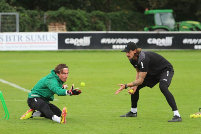 Keeper Gavin Didzilatis, Torwarttrainer Arvid Schenk, VfB Lübeck