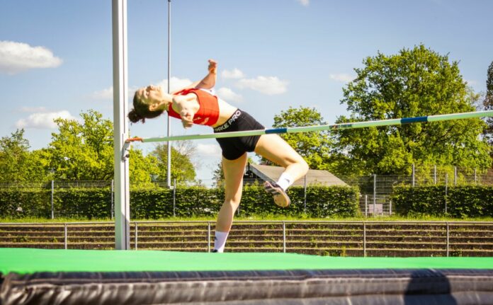 Bahneröffnung Foto Alia