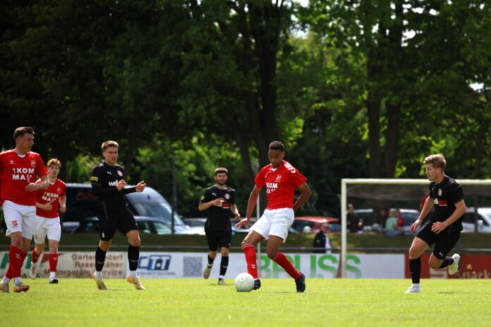 SV Eichede vs. FC Kilia Kiel, letzter Spieltag