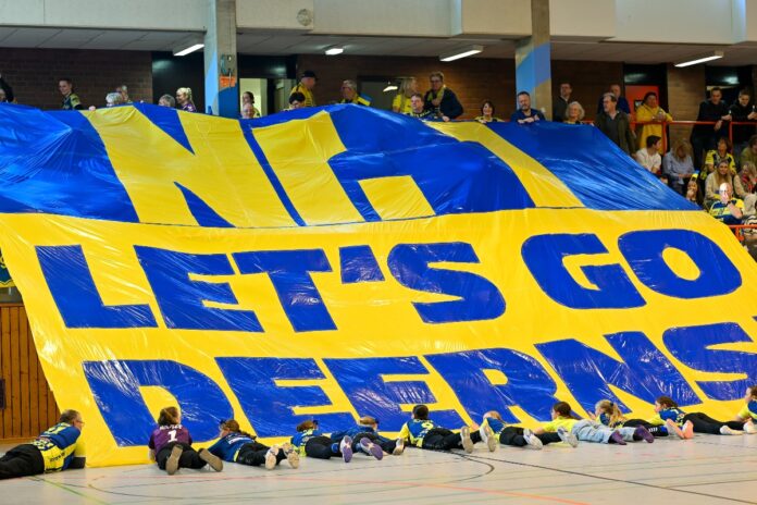 Fans feiern To-Lee
