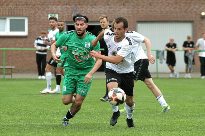 Burhan Tetik und Joel Denker im Duell
