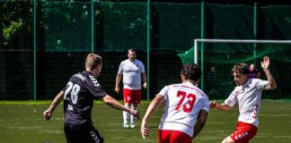 Wiedersehen am Neuhof zwischen Eintracht und Moisling. Foto: Ramona Roßmann (SVE)