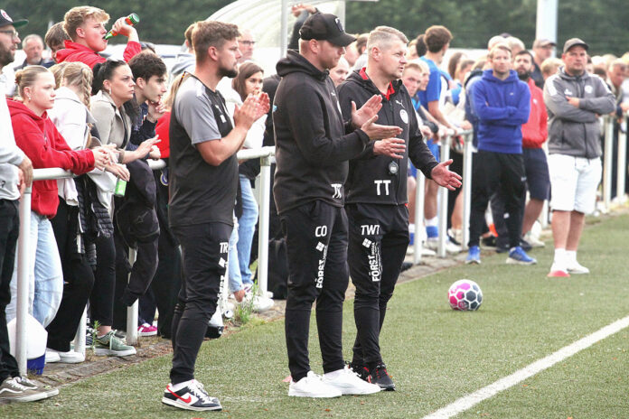 sgsb_trainertrio
