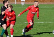 Dornbreite II gewinnt „zuhause“ – Moisling und Groß Grönau III glücklos Sieg für Dornbreite II gegen Eintracht Lübeck. Foto: Lilli Behnke.