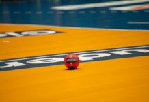 Lübecker TS streicht die Segel im Stadtderby erst in der Endphase