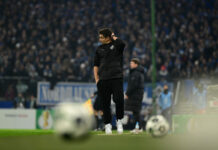 Aus Elf gegen Elf wird Zehn gegen Zehn: Holstein Kiel kommt nicht über „verdientes Unentschieden“ hinaus