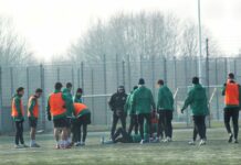 Abbruch und große Schmerzen: Bjarne Pfundheller verletzt sich im Training des VfB Lübeck VfB Lübeck