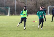 Doppelte Rückkehr beim VfB Lübeck: Training auf Naturrasen – auch Ware Pakia mischt mit
