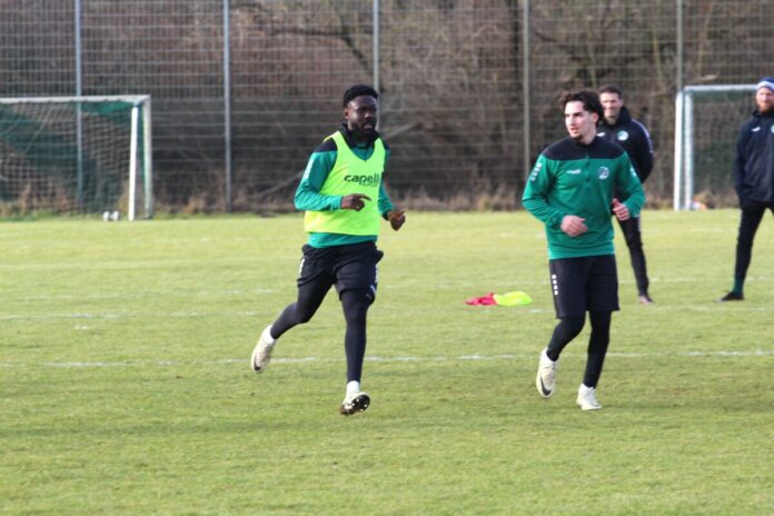 Ware Pakia (VfB Lübeck)