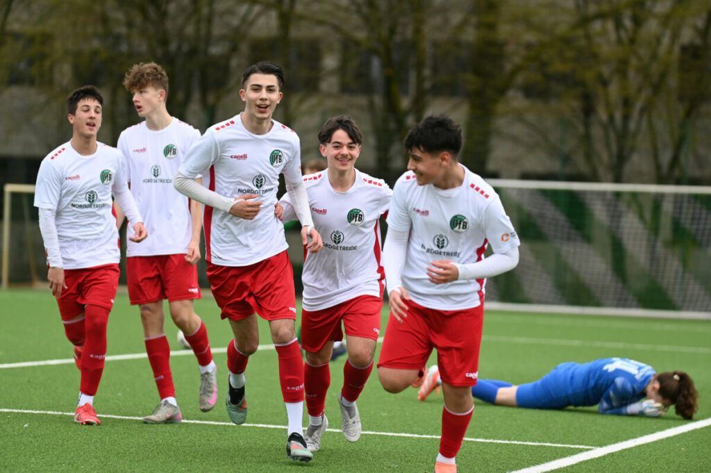 VfB Lübeck U15 blickt auf starke Saison zurück: „Die Jungs haben sich brutal schnell entwickelt“ 2 unbenannt 8170 @ VfB Lübeck U15 blickt auf starke Saison zurück: „Die Jungs haben sich brutal schnell entwickelt“