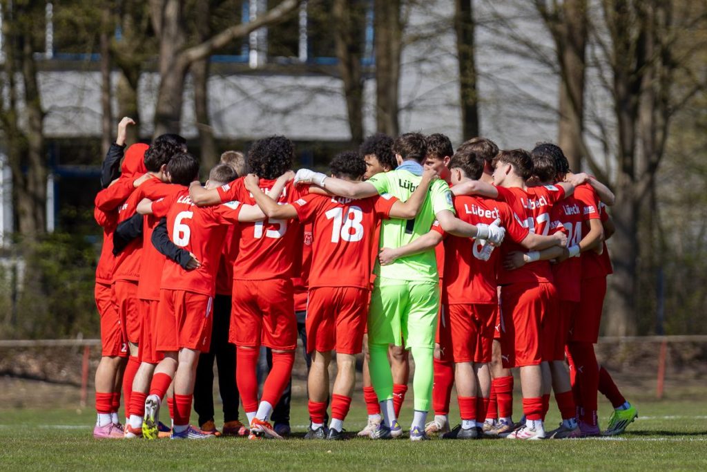 Meisterschaft, Bundesliga, DFB Pokal - Lübecker Nachwuchs überzeugt 1 lobeca 253081 fabian lamprecht 20260411 @ Meisterschaft, Bundesliga, DFB Pokal - Lübecker Nachwuchs überzeugt