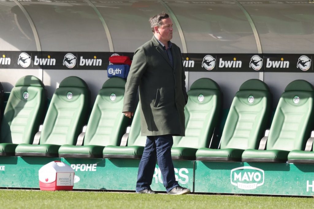 lobeca 162934 michael raasch 20240316 @ Guten Morgen, Lübecker Fußball-Zirkus! Phönix kickt Trainer des Jahres und VfB setzt auf die Sparcard