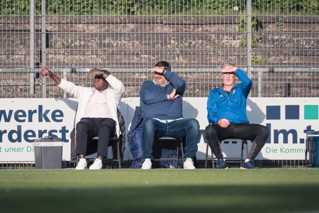 lobeca 213558 roberto seidel 20250511 @ Guten Morgen, Lübecker Fußball-Zirkus! Phönix kickt Trainer des Jahres und VfB setzt auf die Sparcard