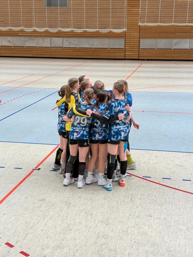 mtv kreis nach sieg @ MTV Lübeck schreibt Handball-Märchen: Ungeschlagen zum Cup der Landesmeister