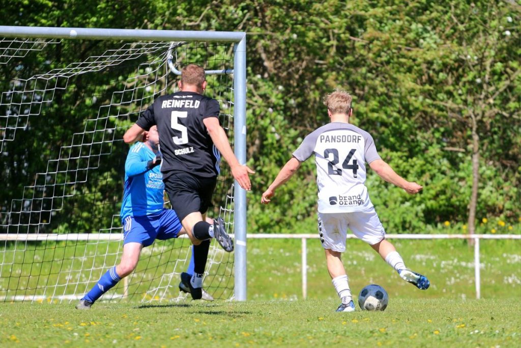 pan 3 @ Sieg gegen den Meister: Pansdorf II macht großen Schritt in Richtung Aufstiegsspiele