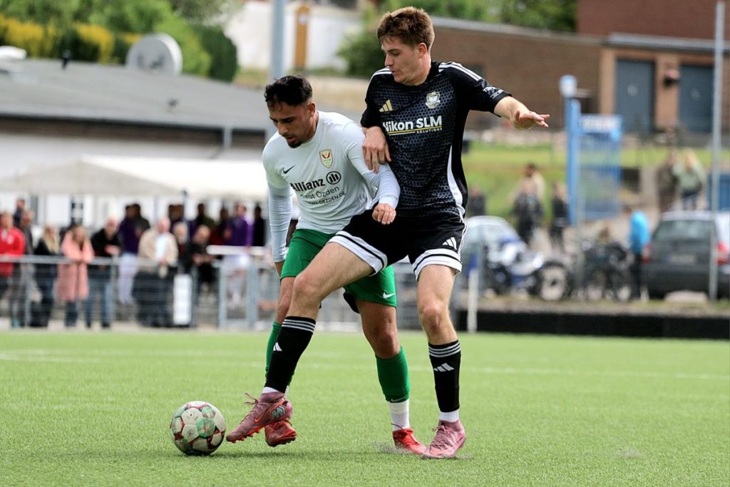 pho 2 aza 2 @ Halbes Dutzend im Finale: Eichholzer SV holt Kreispokal-Titel in Schlutup