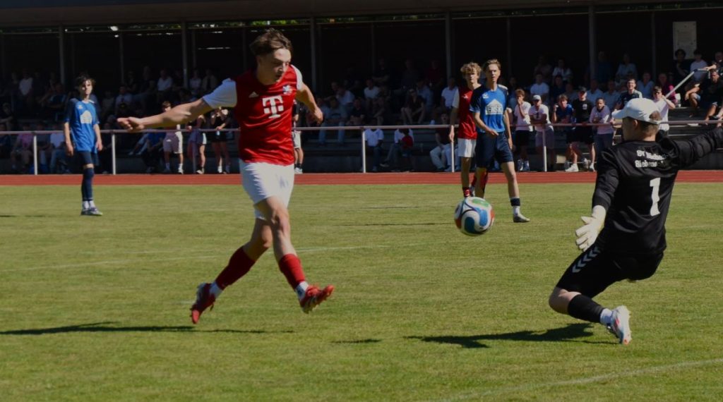 Fünferpack im Finale! Oberligist holt sich den Pokal 1 pokal tor milo1 @ Fünferpack im Finale! Oberligist holt sich den Pokal