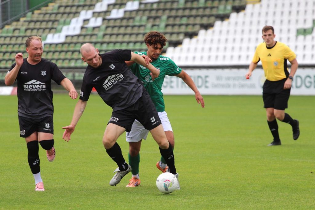vfb lubeck ii vs eckernforder sv @ VfB Lübeck zeigt zwei Gesichter, auch Moral – und dreht Spiel!