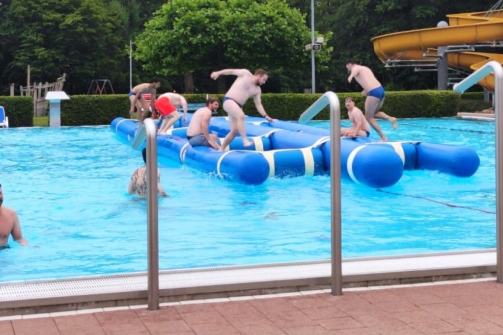 bts vorbereitung im wasser foto andre eggers @ Bramstedter TS mit fünf Zugängen in die Saisonvorbereitung