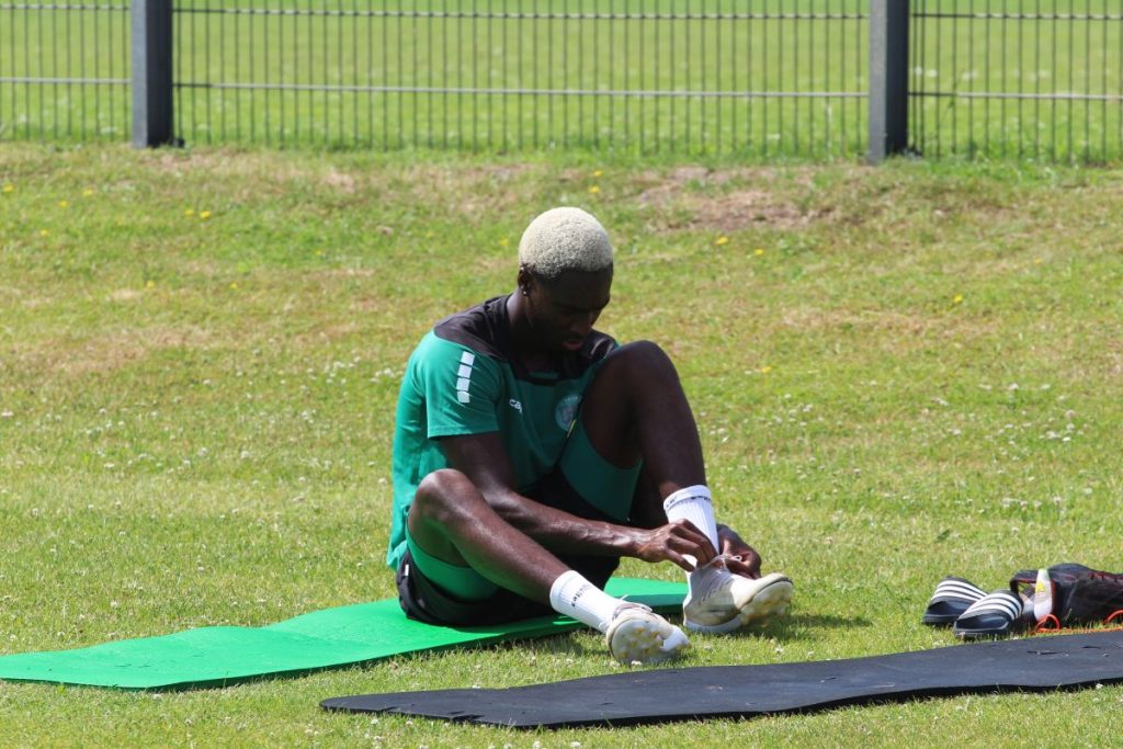 emmanuel ntsiakoh altona 93 zur probe beim vfb @ Nr. 11 ist fix! Innenverteidiger überzeugt im Probetraining beim VfB Lübeck