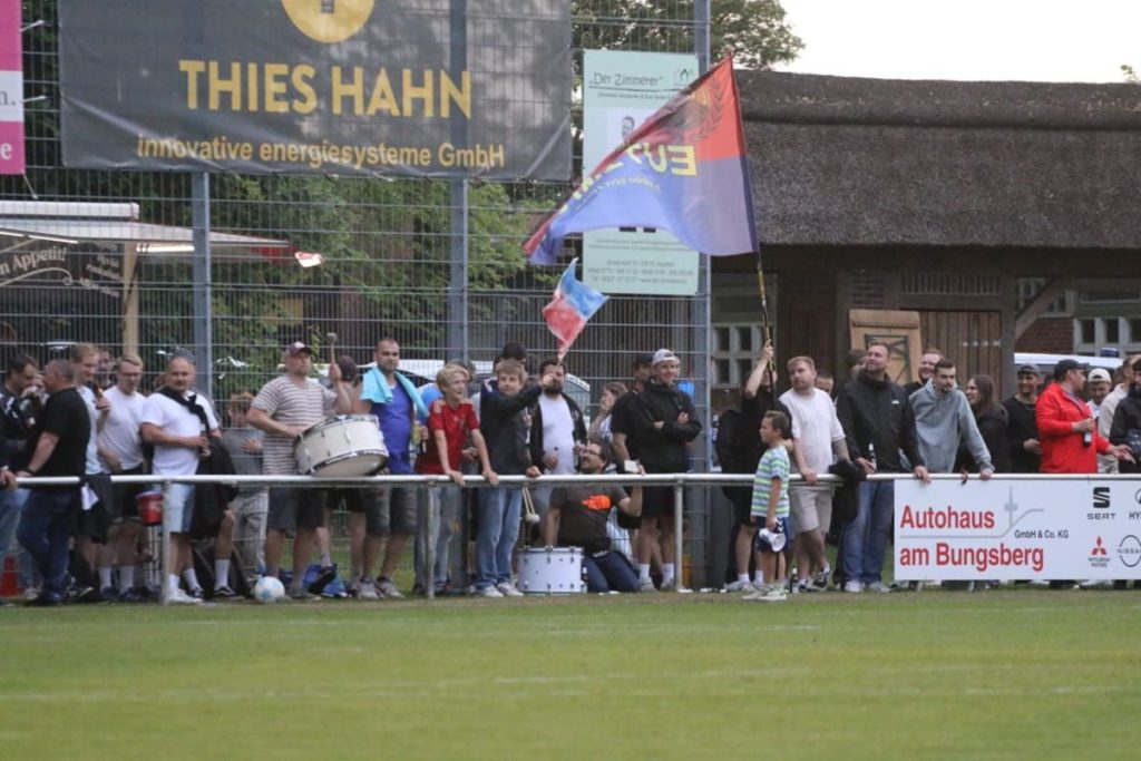 eutin fans @ „Das war richtig geil“ - Beeindruckende Kulisse am Waldeck