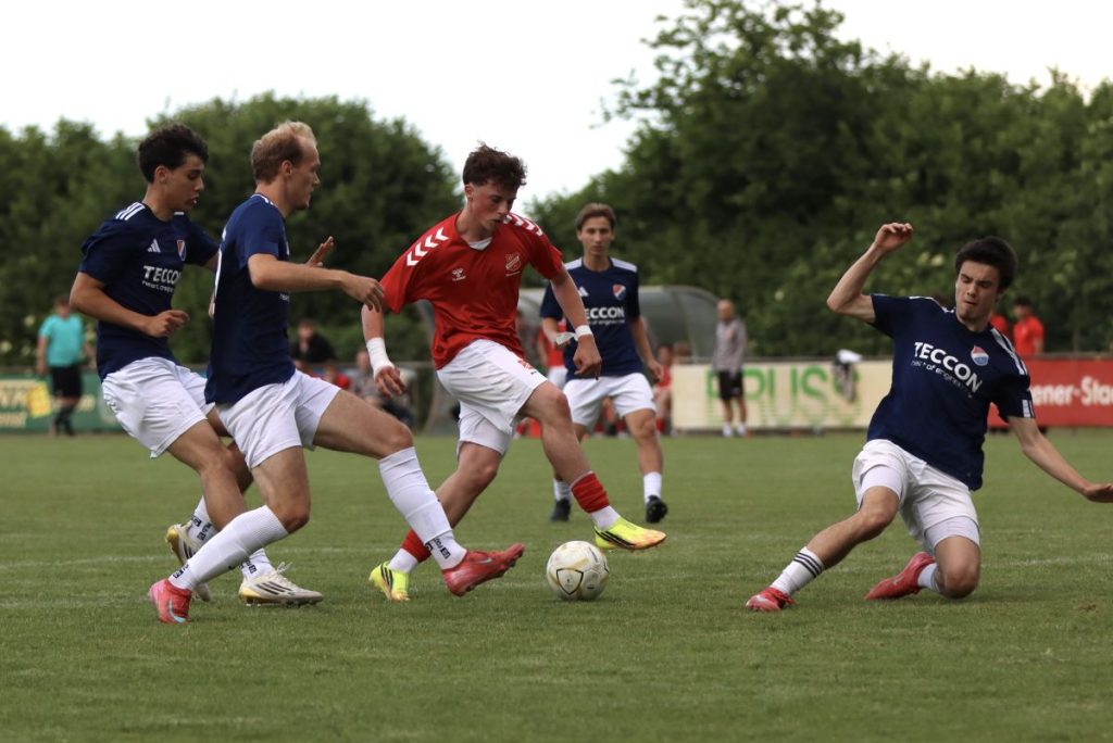 keller @ U19 des SV Eichede ist vorzeitig Meister der Oberliga Schleswig-Holstein