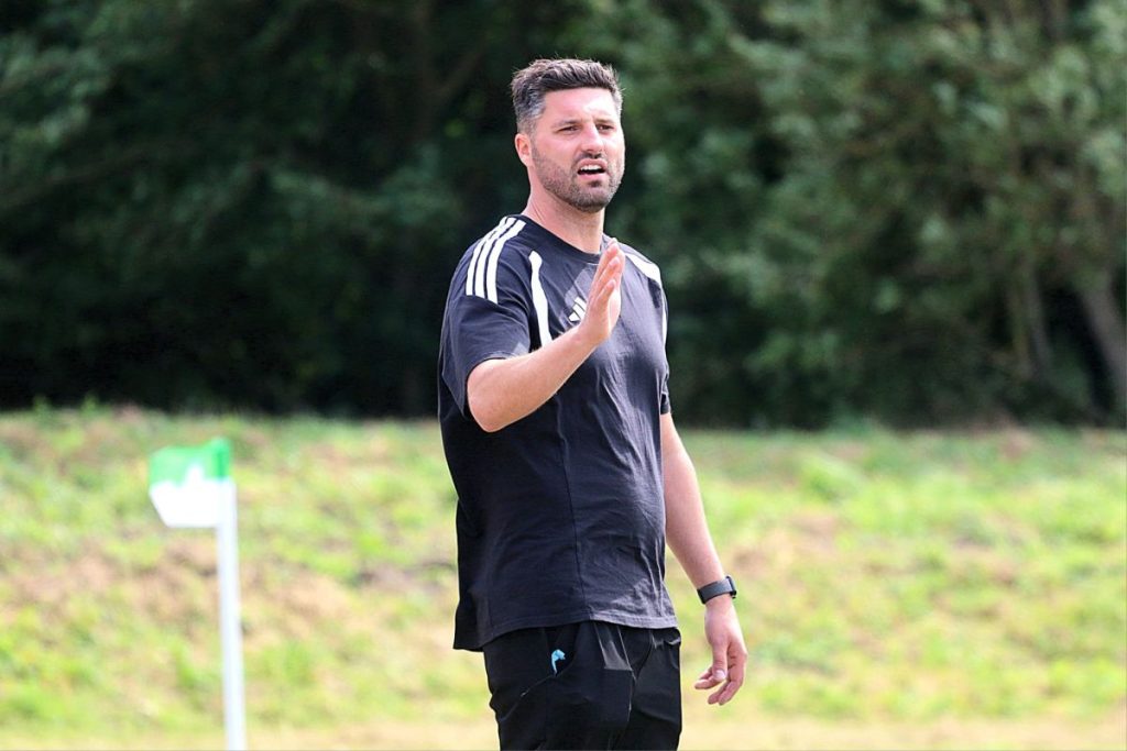 „Die Zuschauer können sich auf einige junge Leute einstellen, die dieses Jahr richtig Lust haben, Fußball zu spielen“ 1 david beljan @ „Die Zuschauer können sich auf einige junge Leute einstellen, die dieses Jahr richtig Lust haben, Fußball zu spielen“